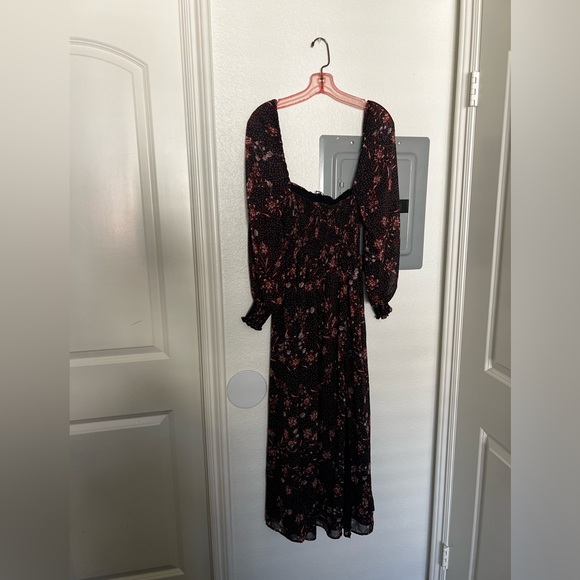 o.p.t Classic Smocked Maxi in Purple Floral - Picture 5 of 11